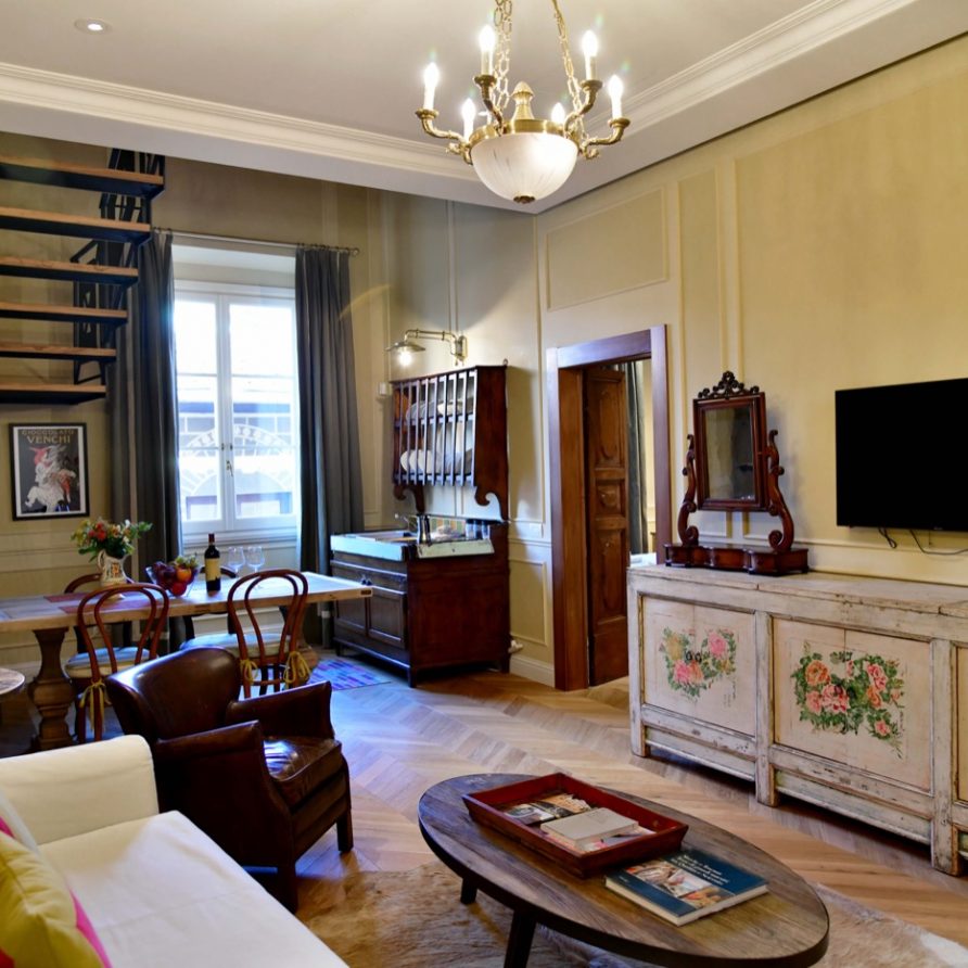 Le Ruote Deluxe Apartment